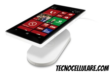 nokia-lumia-928-con-flash-allo-xenon-ecco-lerede-del-lumia-920