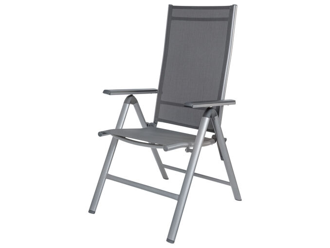 Sedia pieghevole da giardino Livarno Home in offerta: da Lidl al prezzo di 49 euro